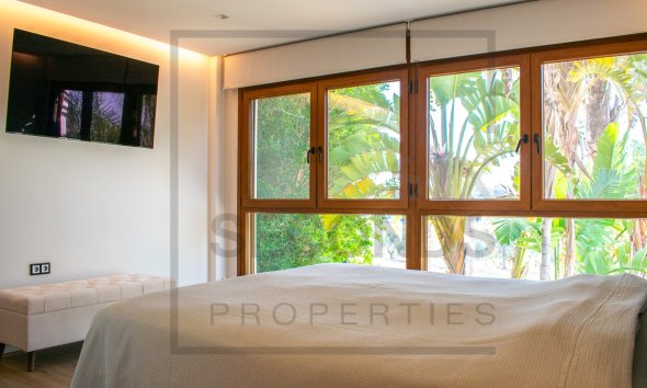Resale - Villa -
Algorfa - La finca Golf