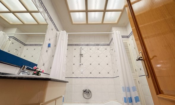 Resale - Country House -
Elche - Altzabares Alto