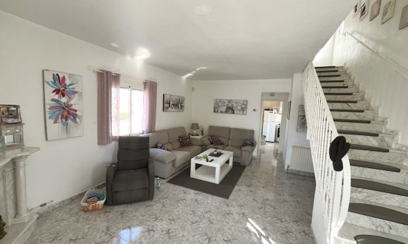 Reventa - Villa -
Benijofar - Monte Azul