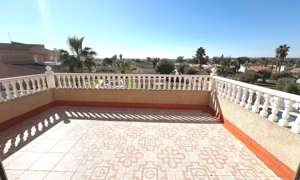Reventa - Villa -
Benijofar - Monte Azul