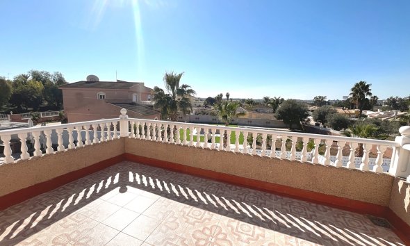 Reventa - Villa -
Benijofar - Monte Azul