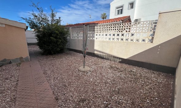 Reventa - Villa -
Benijofar - Monte Azul