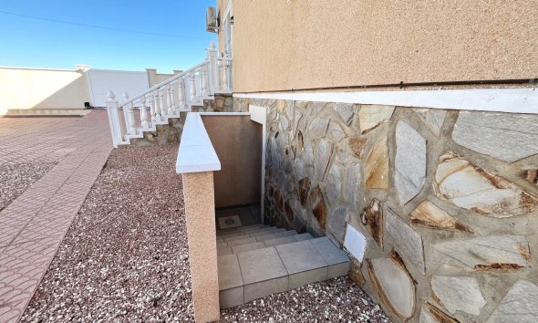 Reventa - Villa -
Benijofar - Monte Azul