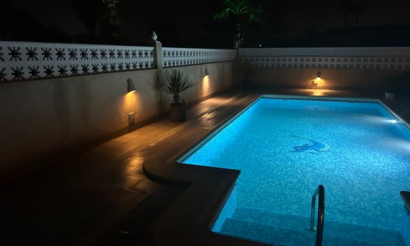 Reventa - Villa -
Benijofar - Monte Azul