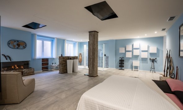 Resale - apartment -
Alicante - - Centro  -