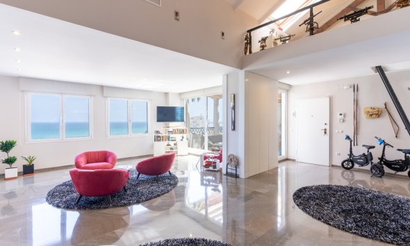 Reventa - apartment -
Alicante - - Centro  -