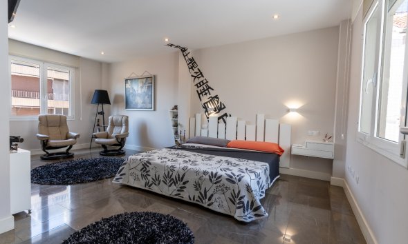 Reventa - apartment -
Alicante - - Centro  -