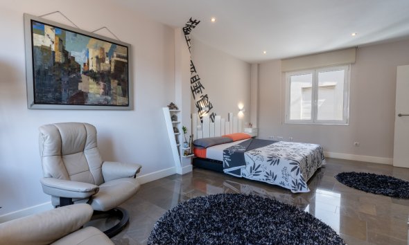 Reventa - apartment -
Alicante - - Centro  -