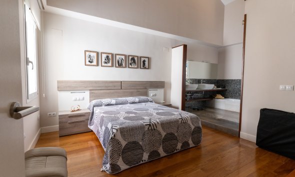 Reventa - apartment -
Alicante - - Centro  -