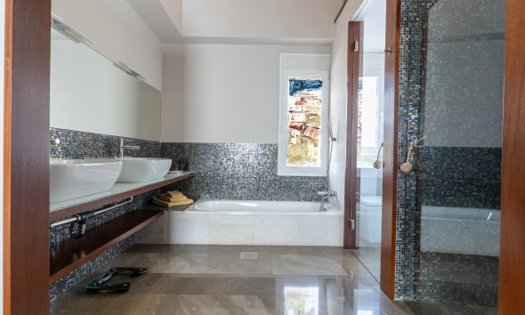 Reventa - apartment -
Alicante - - Centro  -