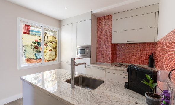Reventa - apartment -
Alicante - - Centro  -