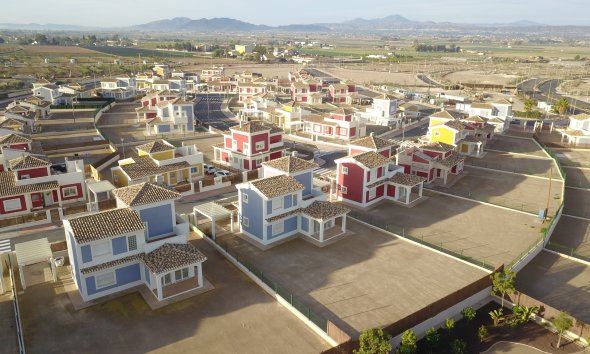 Nybyggeri - detached -
Purias