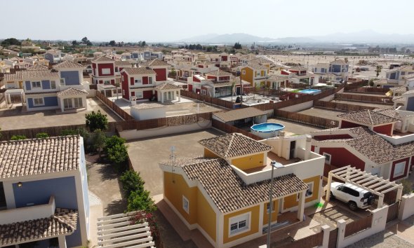 Nybyggeri - detached -
Purias