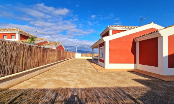 Nybyggeri - detached -
Purias