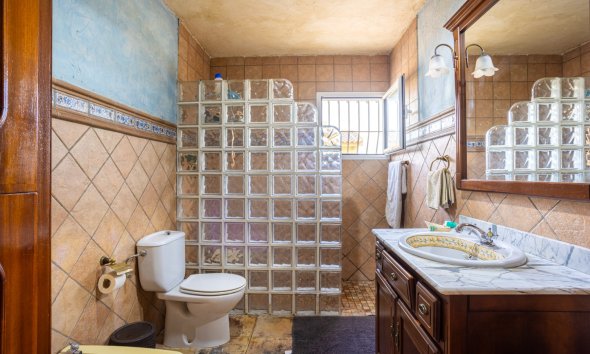Resale - Villa -
Elche - La Hoya