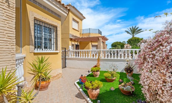 Resale - Villa -
Algorfa - Lo Crispin