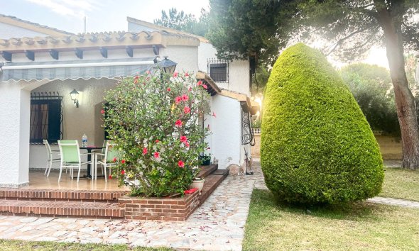 Gensalg - Villa -
Orihuela Costa - Punta Prima