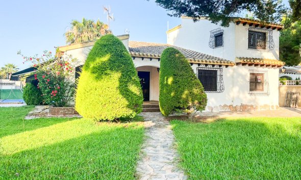 Gensalg - Villa -
Orihuela Costa - Punta Prima