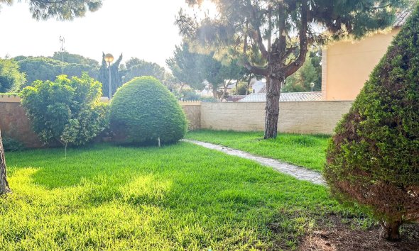 Gensalg - Villa -
Orihuela Costa - Punta Prima