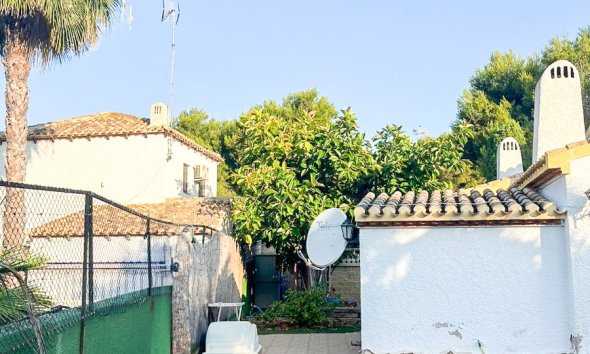 Gensalg - Villa -
Orihuela Costa - Punta Prima