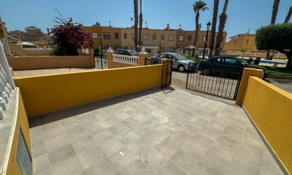 Gensalg - Rækkehus -
Orihuela Costa - La Regia