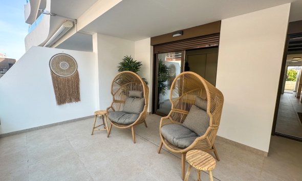 Resale - apartment -
Orihuela Costa - Playa Flamenca