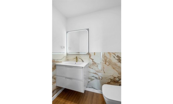 Reventa - apartment -
Torrevieja - Punta Prima