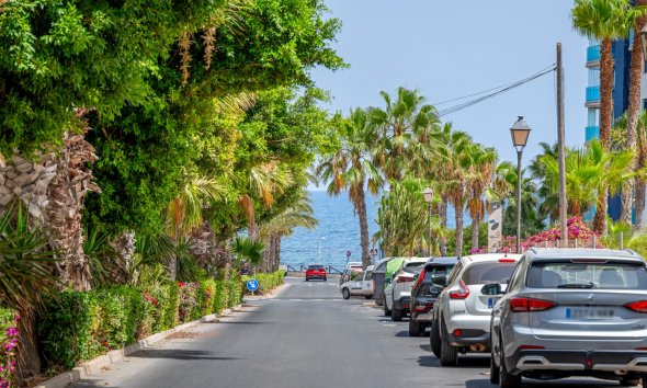 Reventa - apartment -
Orihuela Costa - Punta Prima