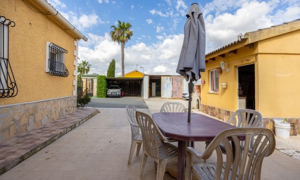 Gensalg - Villa -
Elche - La Hoya