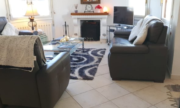 Resale - Villa -
Rojales - Ciudad Quesada