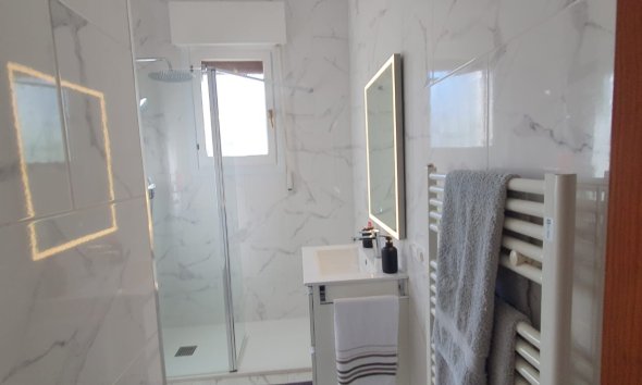 Resale - Villa -
Rojales - Ciudad Quesada