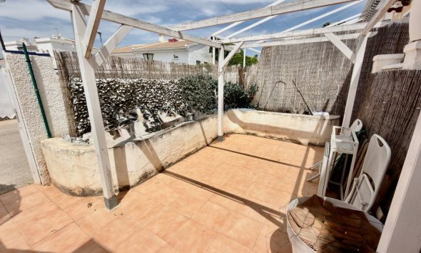 Resale - Villa -
Ciudad Quesada - Pueblo Bravo