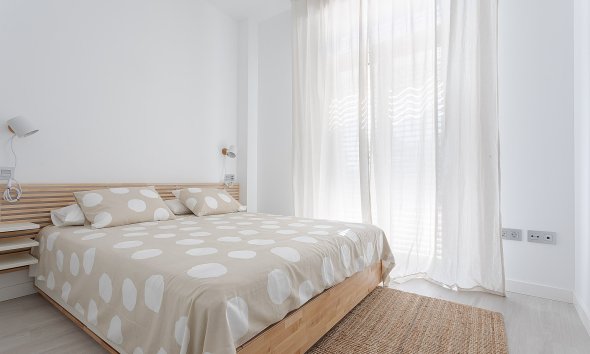 Nybyggeri - ground-floor -
Vera