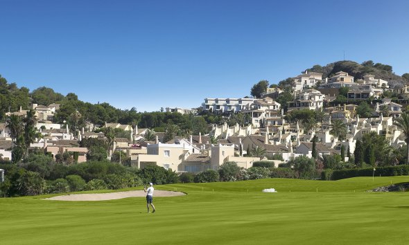 Nybyggeri - low-bungalow -
La Manga Club