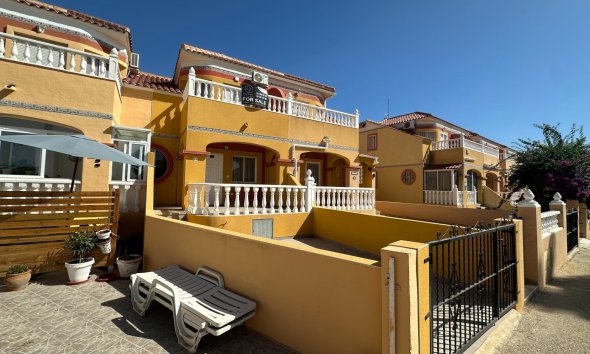 Gensalg - Rækkehus -
Orihuela Costa - La Regia
