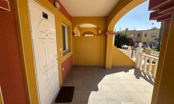 Gensalg - Rækkehus -
Orihuela Costa - La Regia