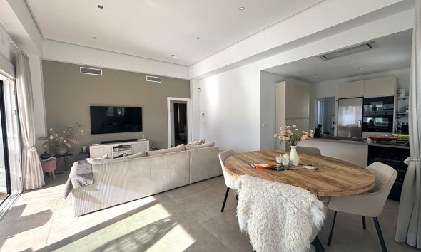 Nybyggeri - detached -
Rafal