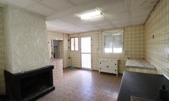 Resale - Townhouse -
Benijofar