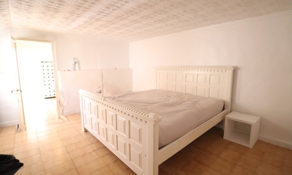 Resale - Townhouse -
Benijofar