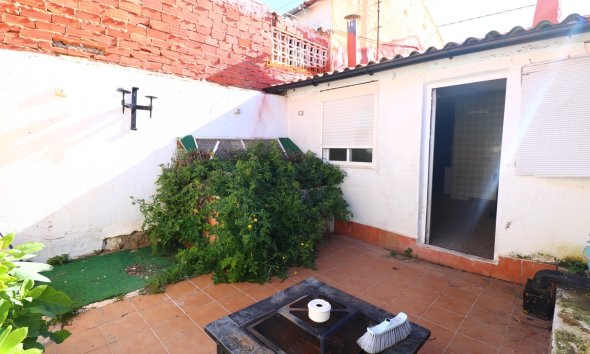 Resale - Townhouse -
Benijofar