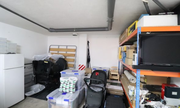 Reventa - Adosado -
Redovan - Redovan - Town