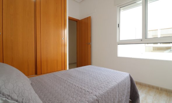 Resale - apartment -
Almoradí - Almoradi - Town