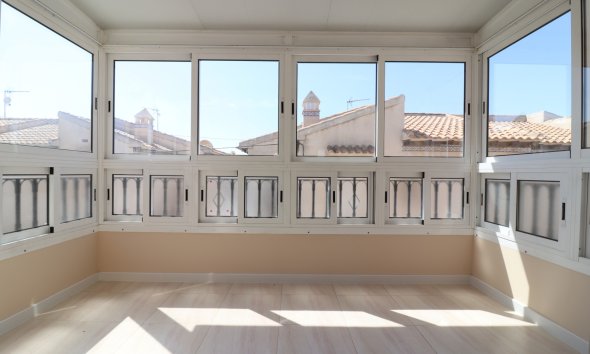 Reventa - apartment -
Orihuela Costa - Punta Prima