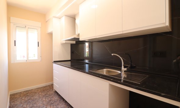 Reventa - apartment -
Orihuela Costa - Punta Prima