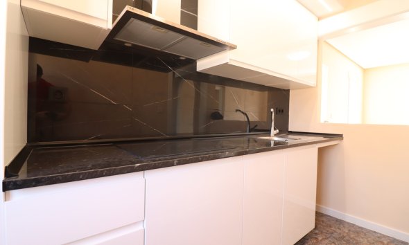 Reventa - apartment -
Orihuela Costa - Punta Prima