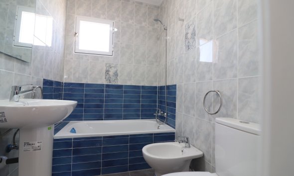 Reventa - apartment -
Orihuela Costa - Punta Prima