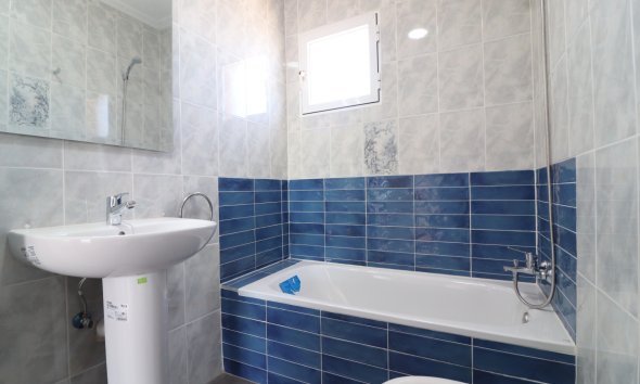 Reventa - apartment -
Orihuela Costa - Punta Prima