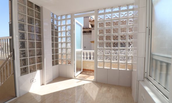 Reventa - apartment -
Orihuela Costa - Punta Prima