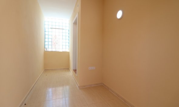 Reventa - apartment -
Orihuela Costa - Punta Prima