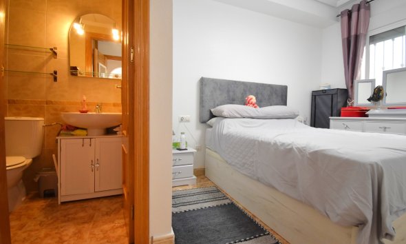 Resale - apartment -
Orihuela Costa - Punta Prima
